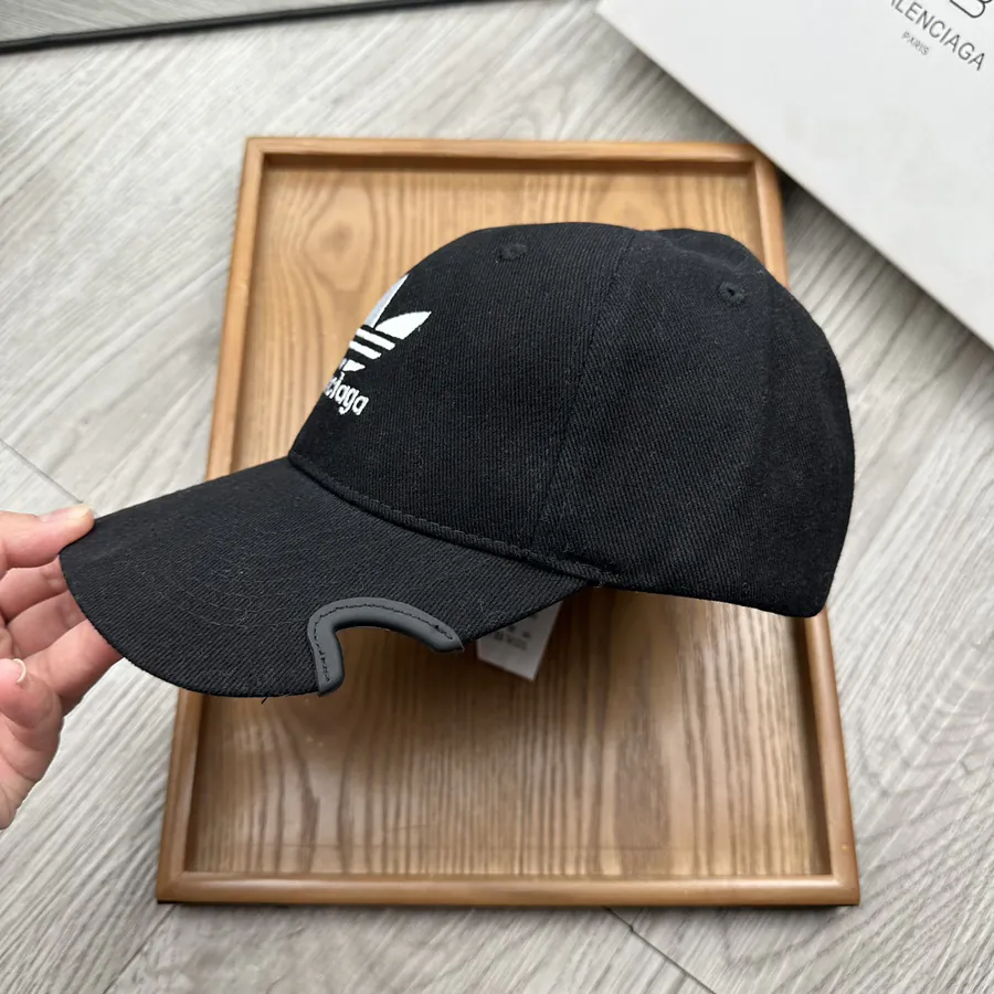 Parisian Signature Embroidered Canvas Bucket Hat
