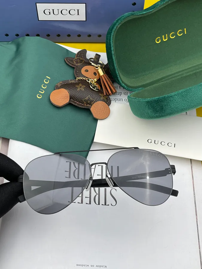 Gucc* 2024 New Mens Womens Sunglasses with Anti Fading Polarized Lenses