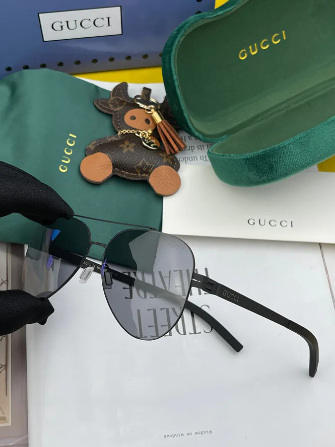Gucc* 2024 New Mens Womens Sunglasses with Anti Fading Polarized Lenses