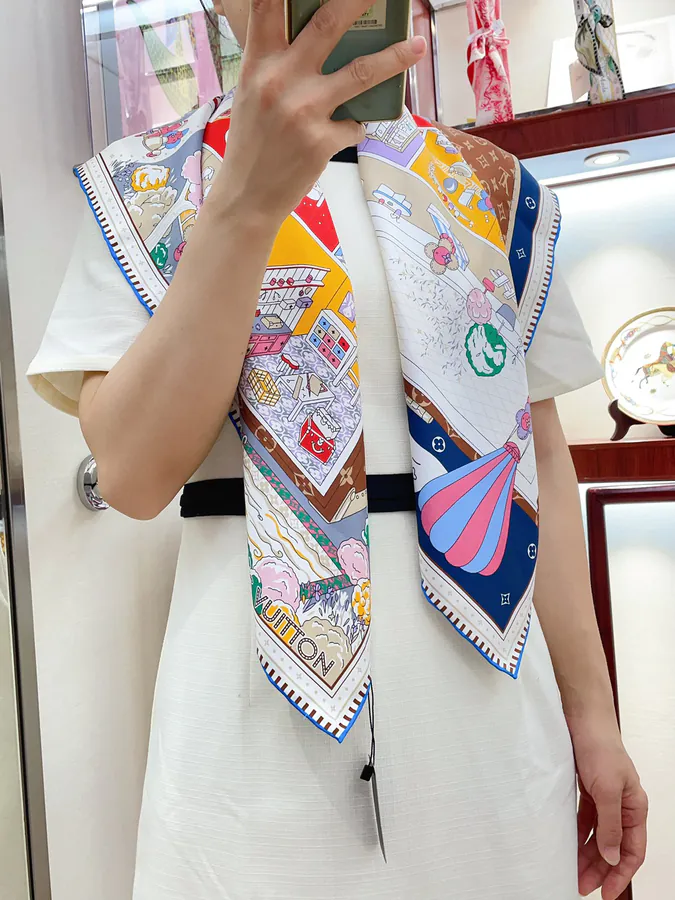 L's New Design Vintage Logo Scarf Premium Quality