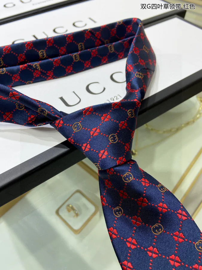 New P60 G Family Men's Tie Series Double G Clover Print Tie
