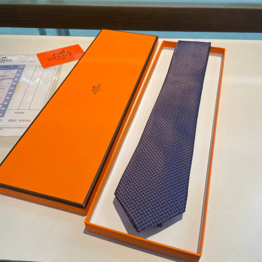 Geometric H Pattern Tie for Men