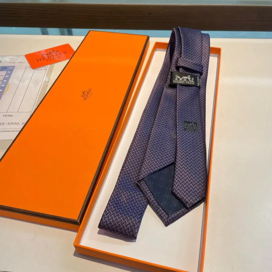 Geometric H Pattern Tie for Men