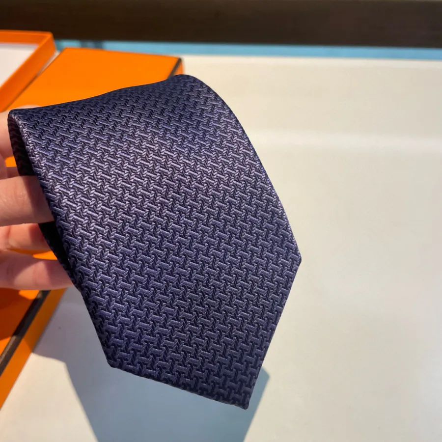 Geometric H Pattern Tie for Men