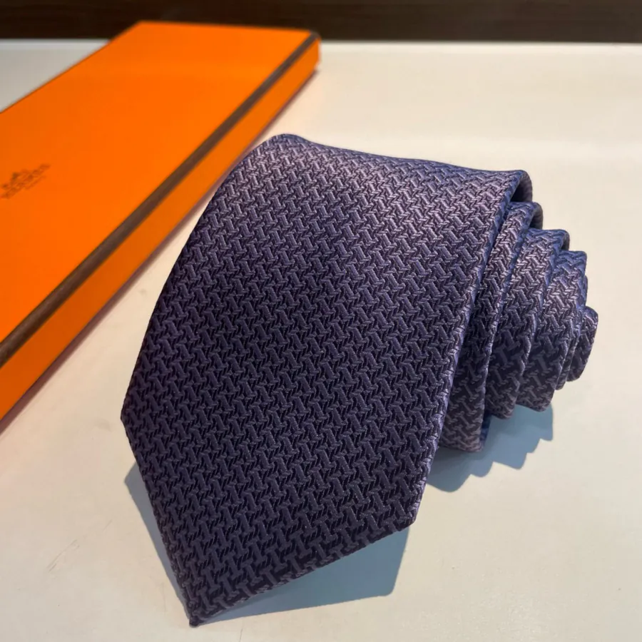 Geometric H Pattern Tie for Men