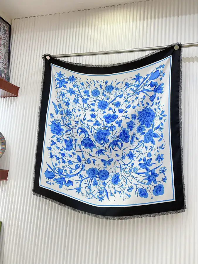 G Family Latest GG Garden Style 90 Silk Scarf
