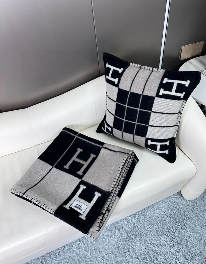 H Family Premium Cashmere Blanket Classic and Timeless Design