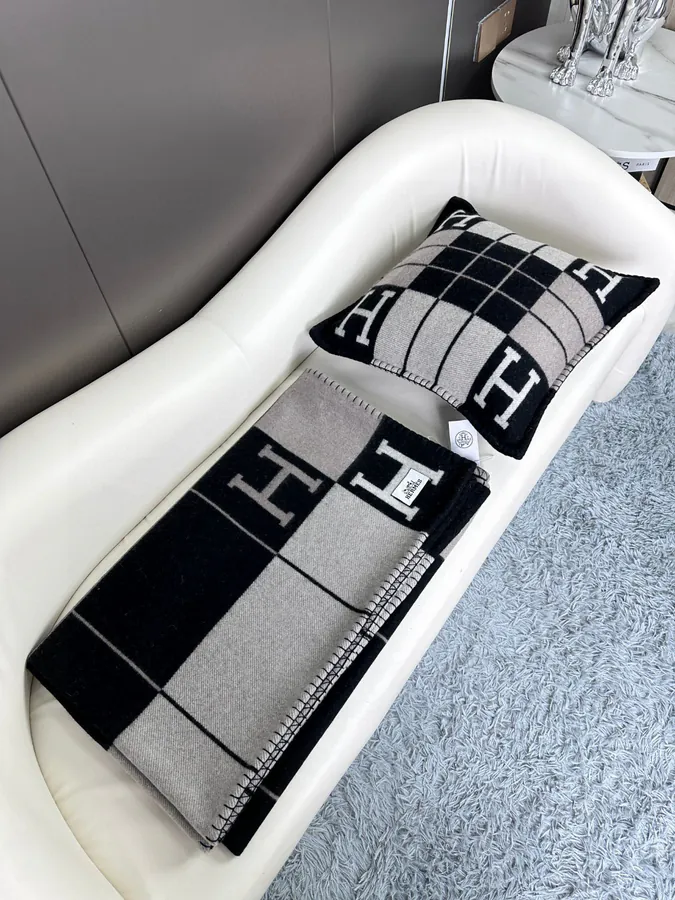 H Family Premium Cashmere Blanket Classic and Timeless Design