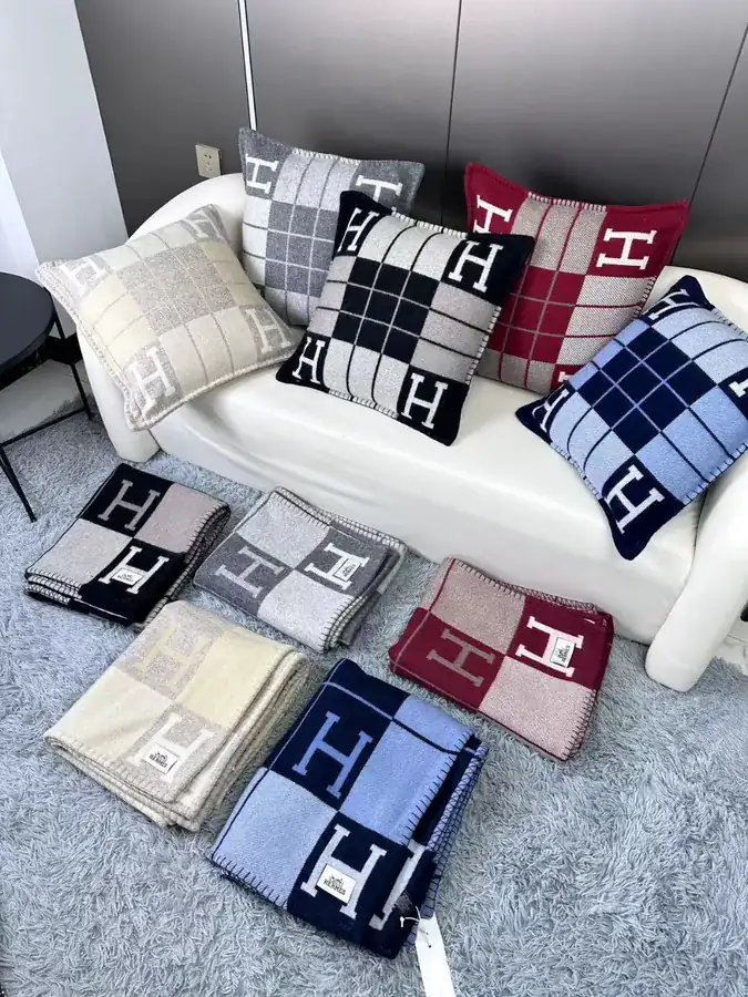 H Family Premium Cashmere Blanket Classic and Timeless Design