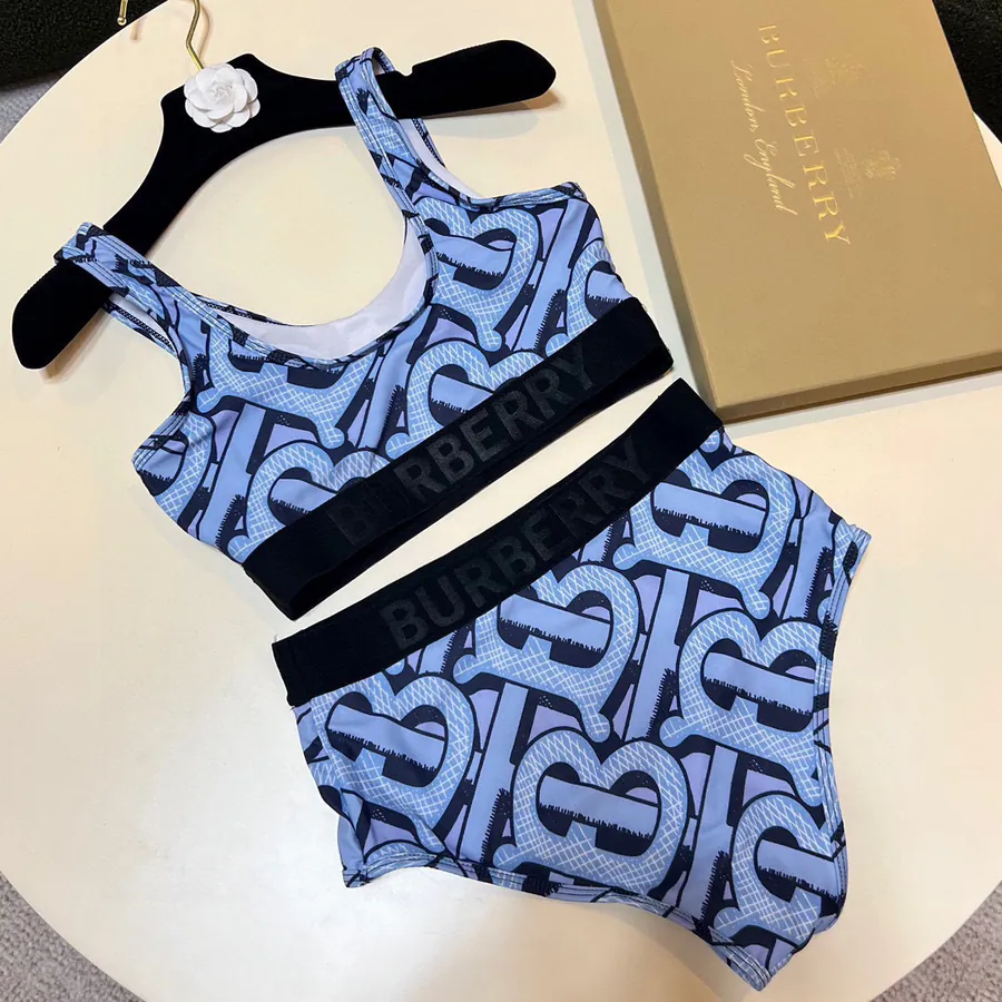 Tory Burch Print High Elasticity Yoga Workout Set Shapewear with Bra Pads + Slimming High Waist Leggings