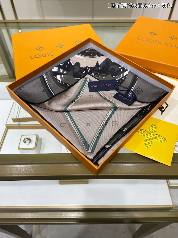 L Christmas Decor Double Sided 90cm Silk Scarf