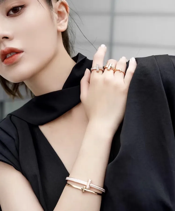 T1 Series Diamond Bracelet Exclusive Launch