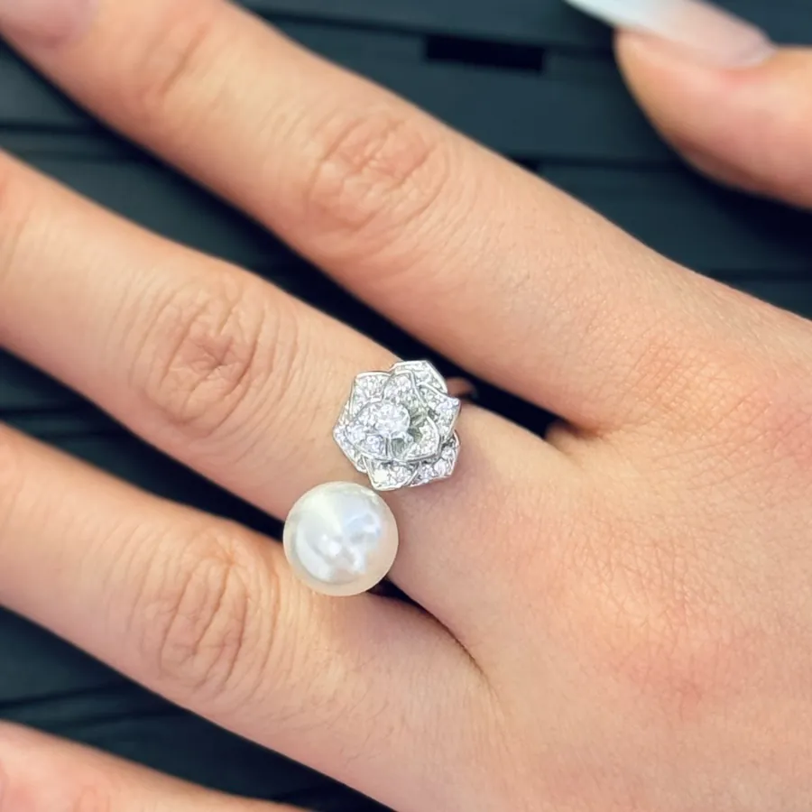 P95 A3735 Elegant Tea Rose Flower Open Ring with Diamonds and Pearls