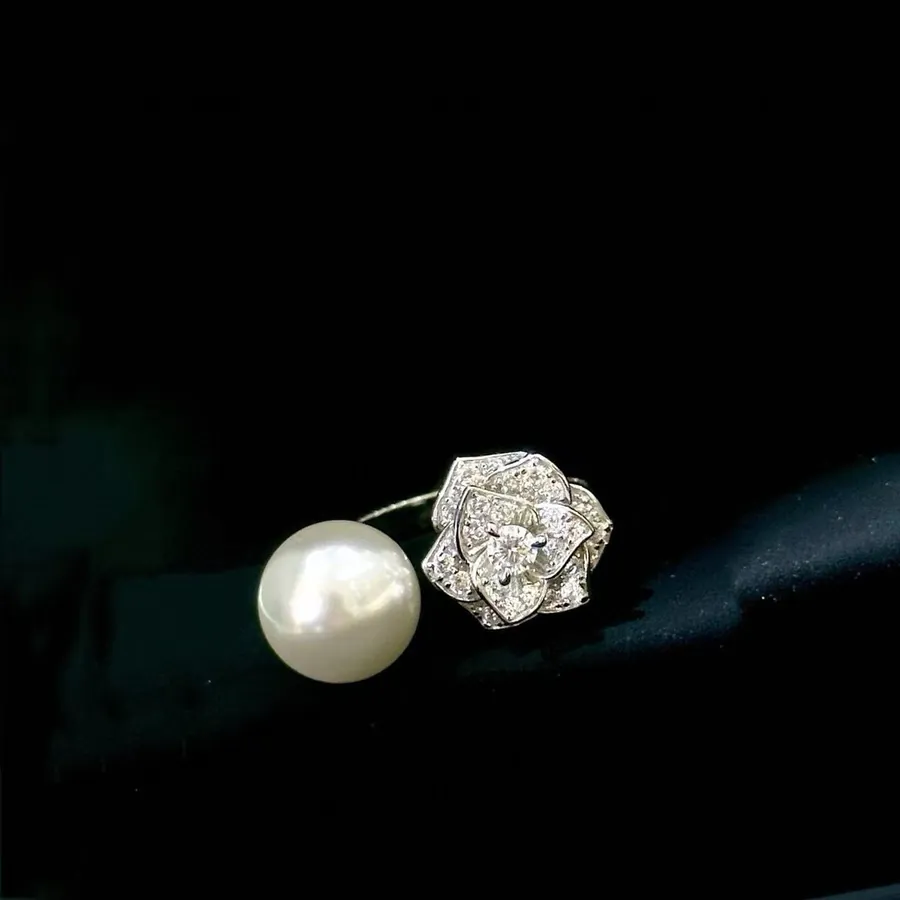 P95 A3735 Elegant Tea Rose Flower Open Ring with Diamonds and Pearls