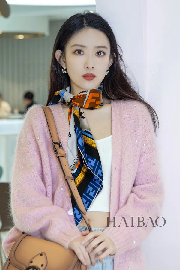 FF Tailor's Square Scarf 90
