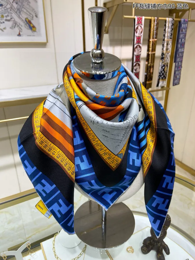 FF Tailor's Square Scarf 90