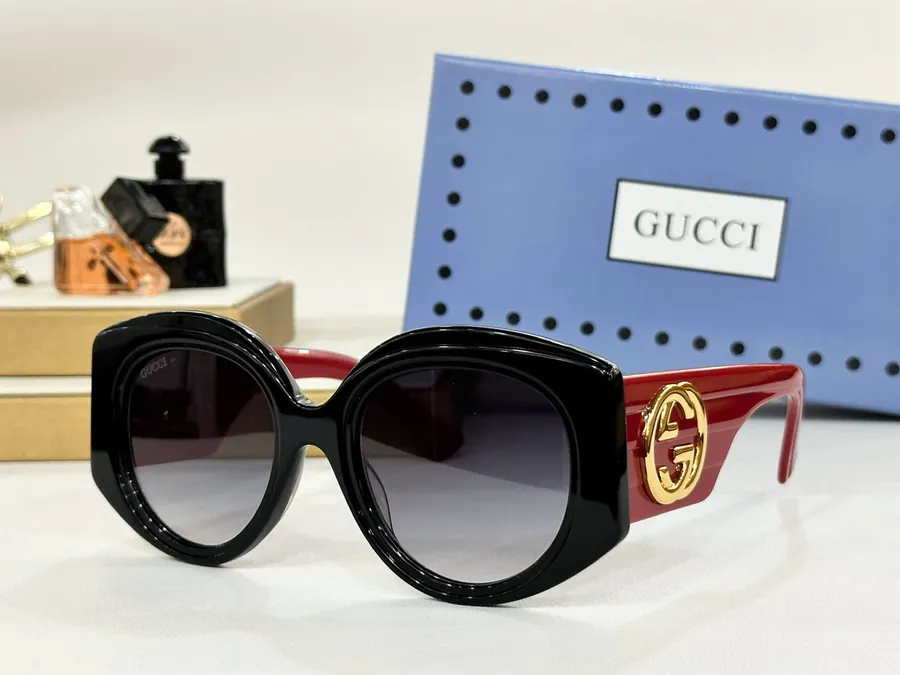 Gucc* P135 GG5955S