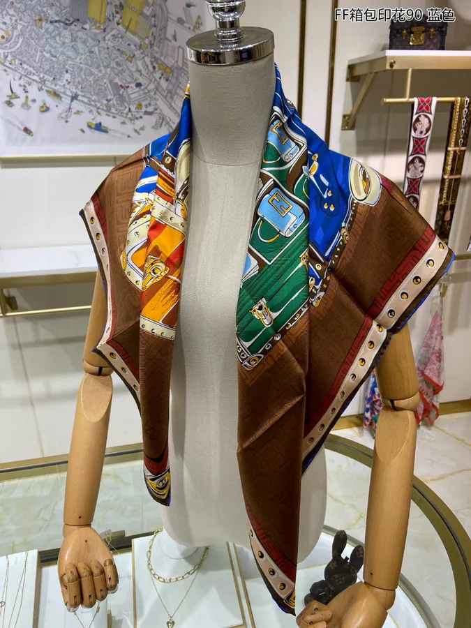 FF Box Bag with Silk Scarf, 90cm x 90cm