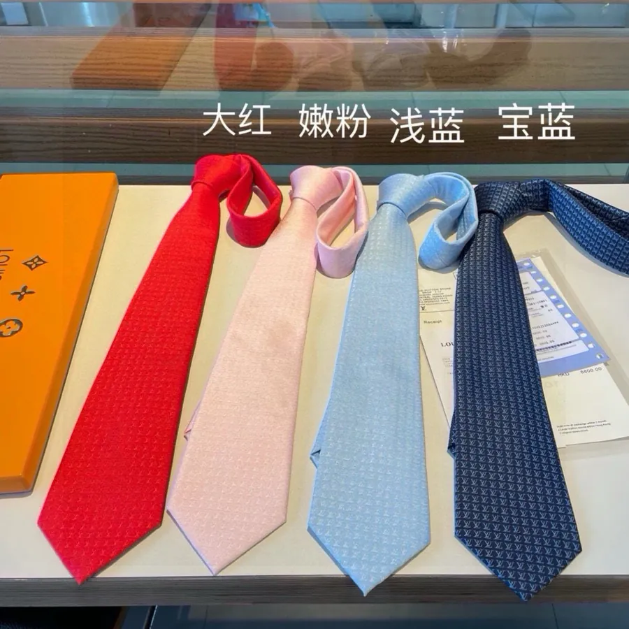 L Letter Tie Diamonds V Tie for Men