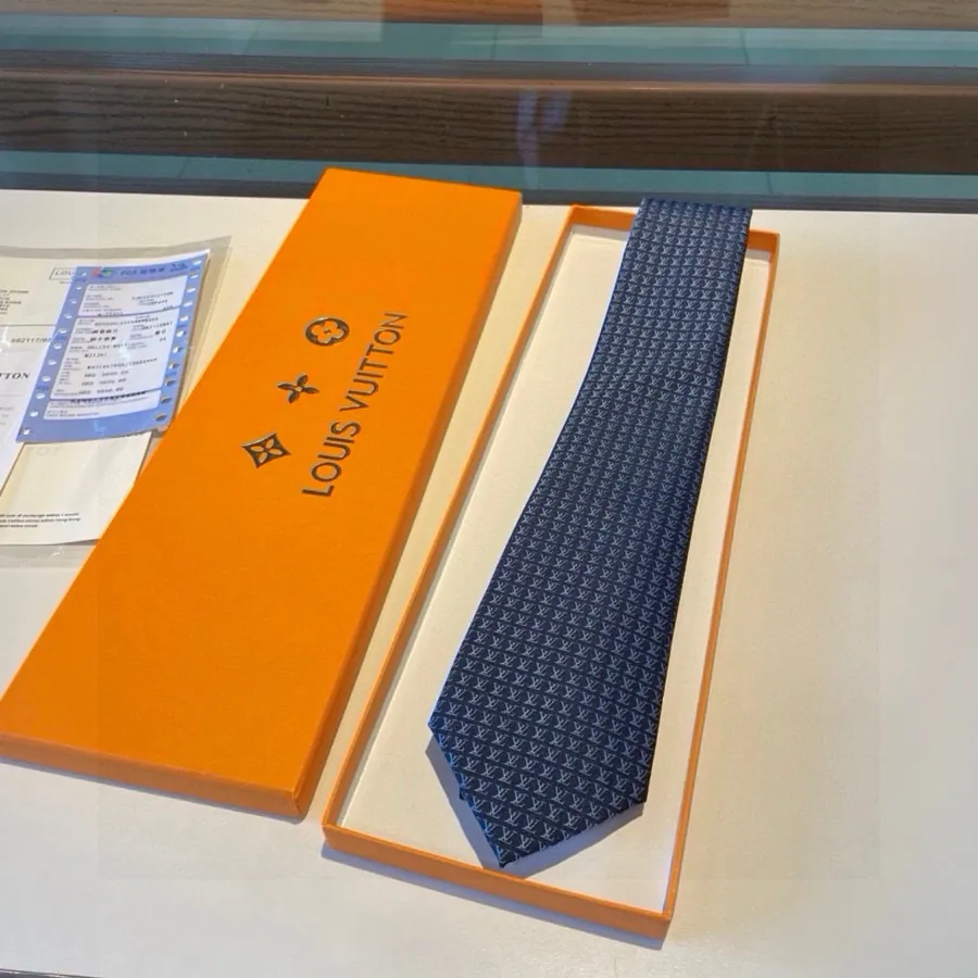 L Letter Tie Diamonds V Tie for Men