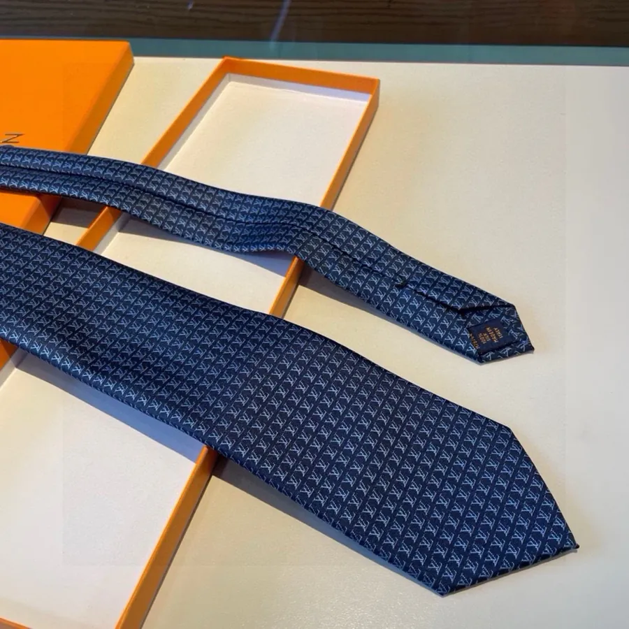 L Letter Tie Diamonds V Tie for Men