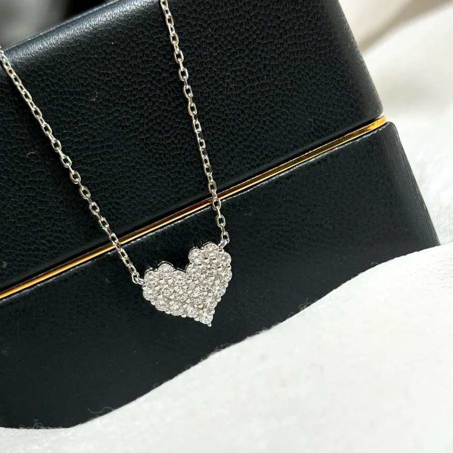 T Family Love Series Heart Pendant Necklace