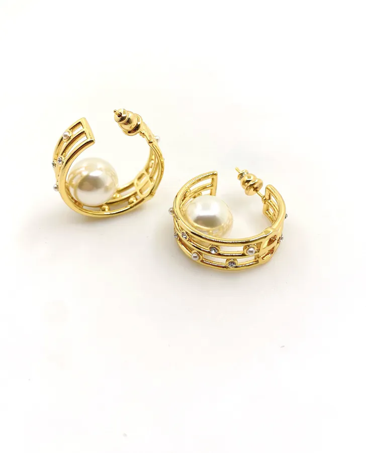 P50 D*or Latest Pearl Earrings