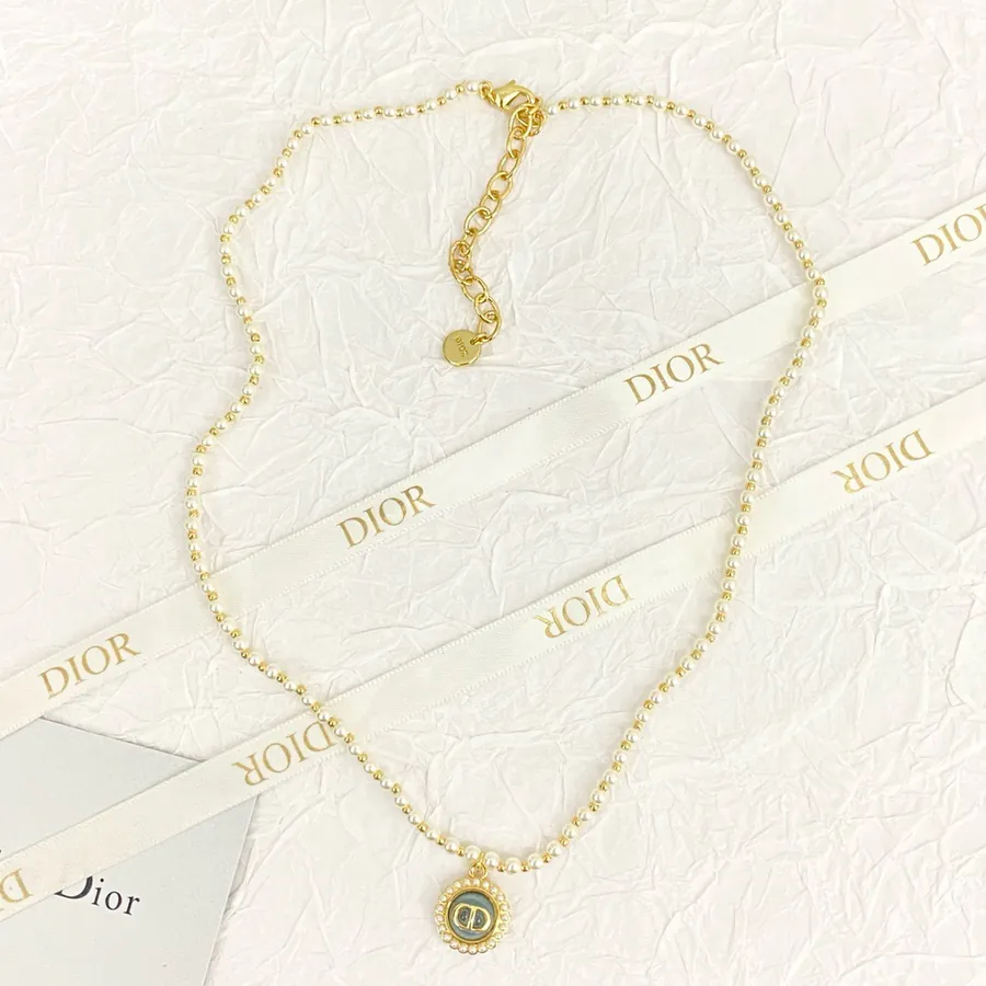 D*or Latest Fine Pearl Necklace