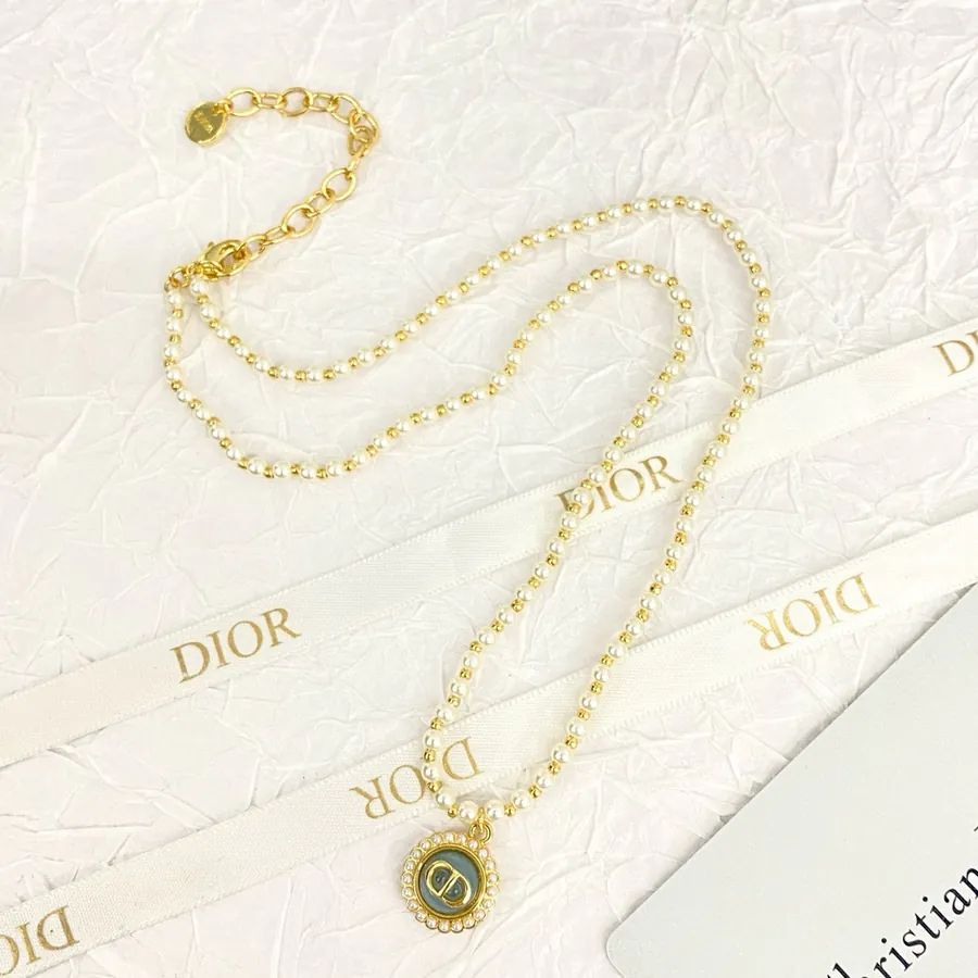 D*or Latest Fine Pearl Necklace