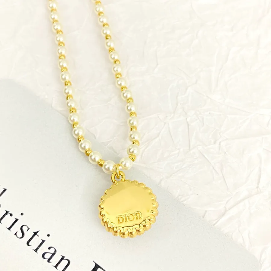 D*or Latest Fine Pearl Necklace