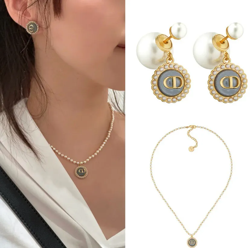 D*or Latest Fine Pearl Necklace