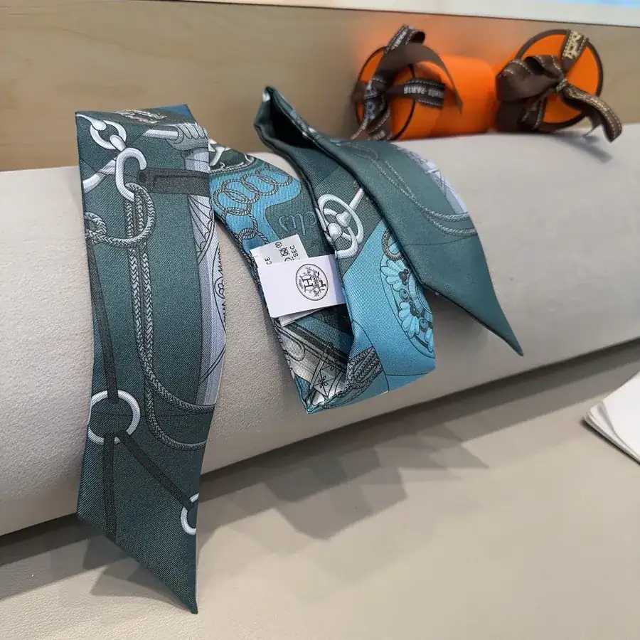 H House New Scarf Military March Pattern, 100% Heavyweight Silk Taffeta