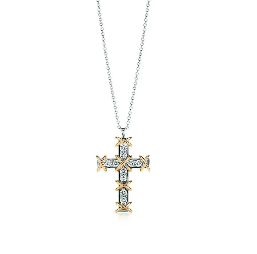 T Family Classic Cross Pendant Necklace Romantic and Elegant