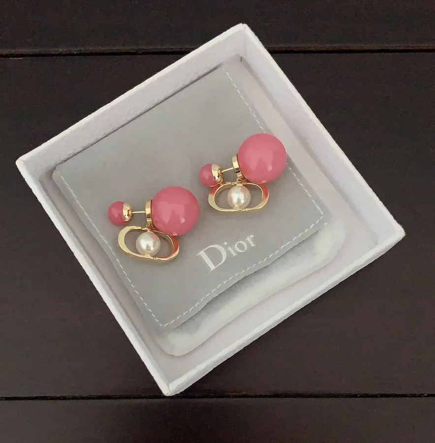D*or New Pink Pearl Stud Earrings