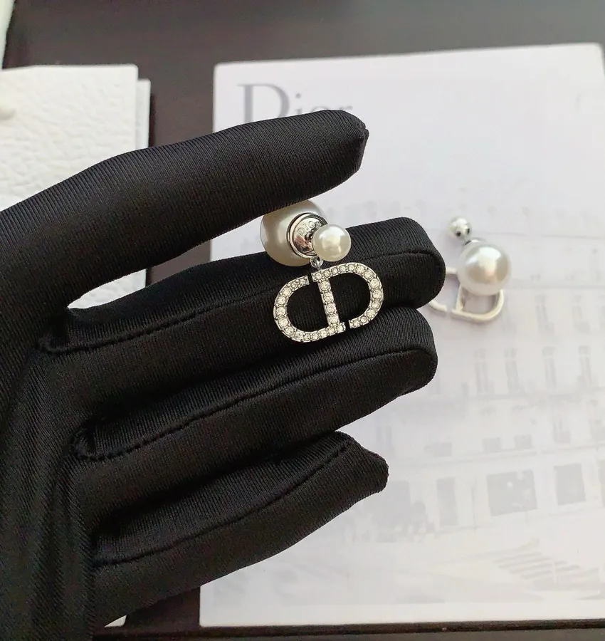 P50 D*OR Latest Silver Full Diamond CD Earrings
