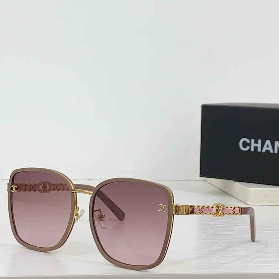 P135 CHANE Bucket Bag