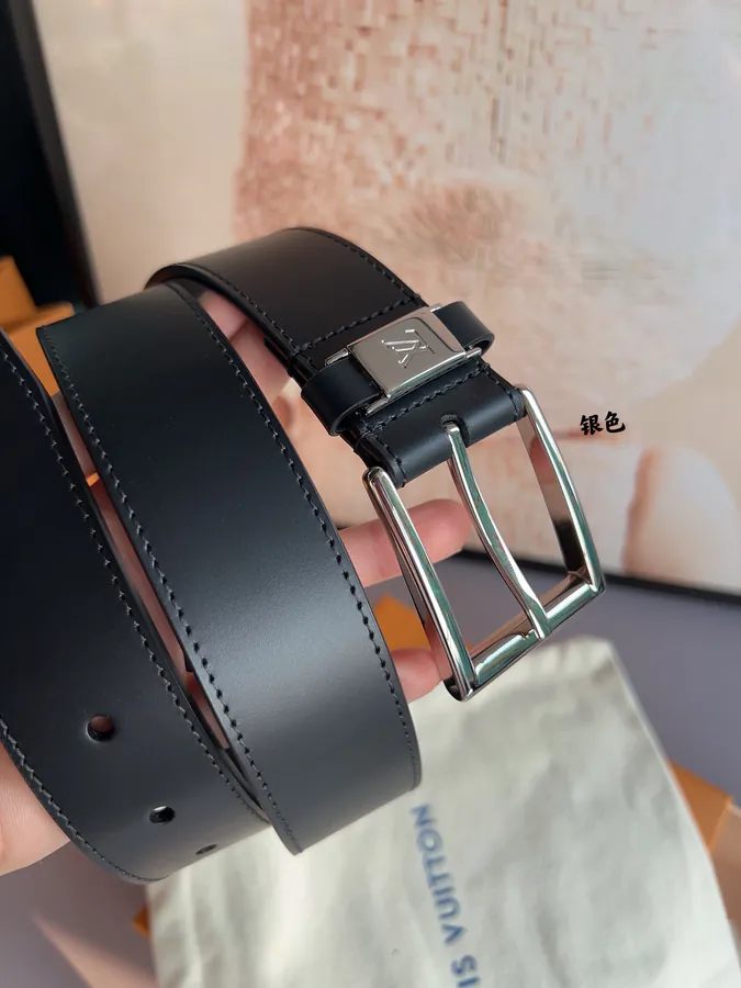 Vendome Belt in Calfskin Elegance and Sophistication