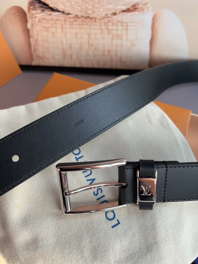 Vendome Belt in Calfskin Elegance and Sophistication