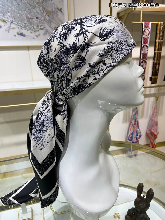 New D India Style Silk Scarf 90x90cm