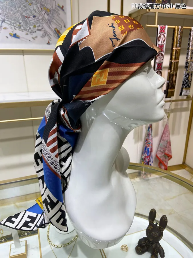 FF Tailor Square Scarf 90