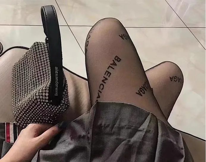 Parisian Luxury Logo Embroidered Tights with Box Set