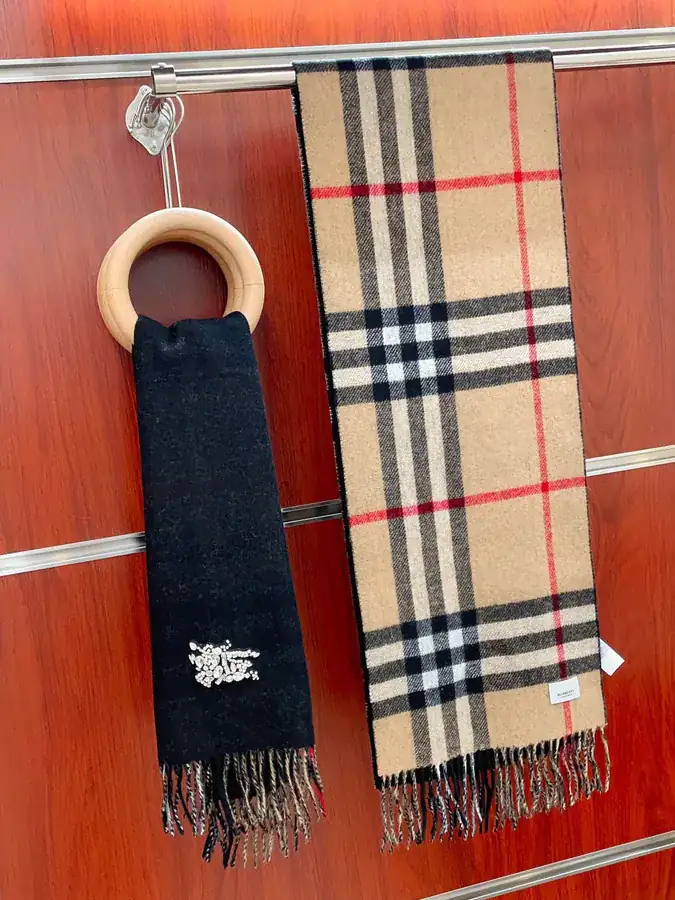 B Brand Stylish Luxury Cashmere Scarf