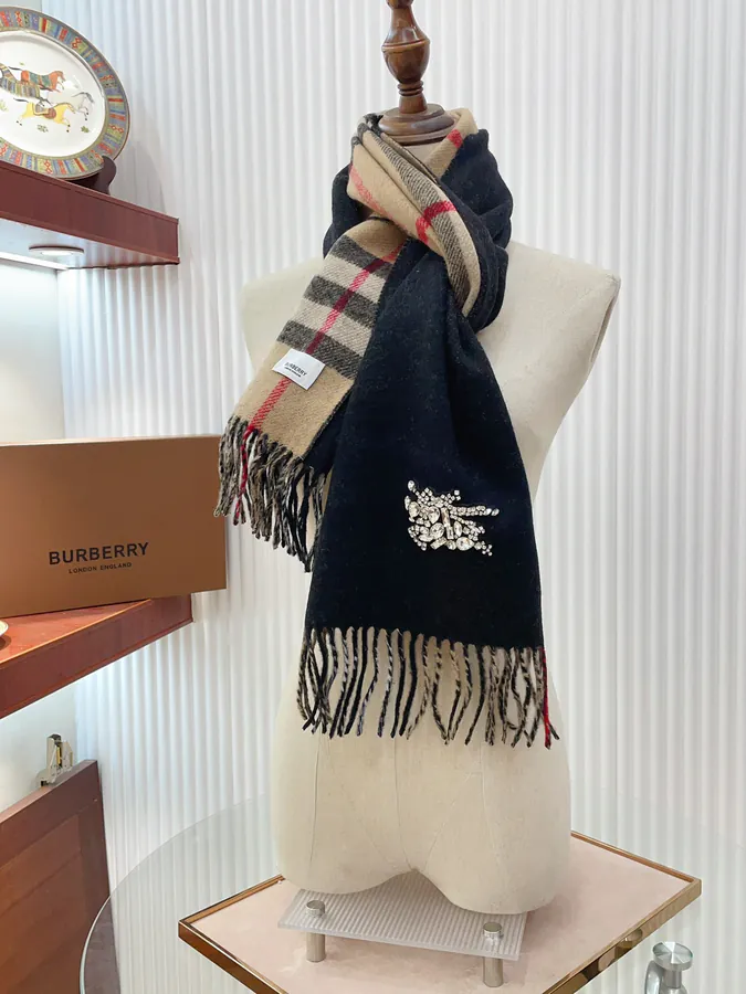 B Brand Stylish Luxury Cashmere Scarf