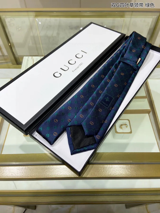 New P60 G Family Men's Tie Series Double G Clover Print Tie