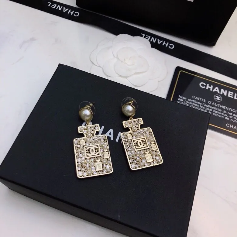 P55 Di0r New Perfume Bottle Pearl Earrings