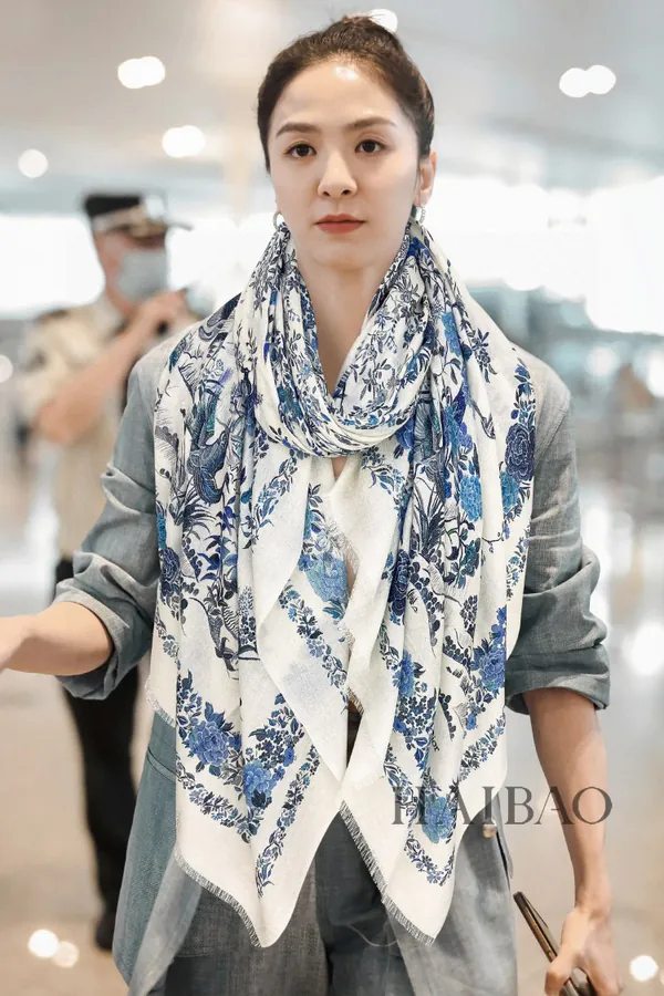 D Flower and Bird Pattern Silver Thread Luminescent Scarf