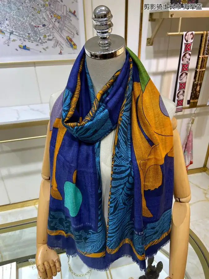 H House Signature Knight Scarf Luxury Cashmere Scarf
