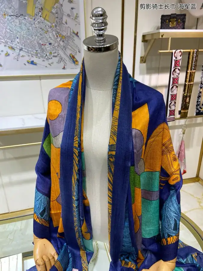 H House Signature Knight Scarf Luxury Cashmere Scarf