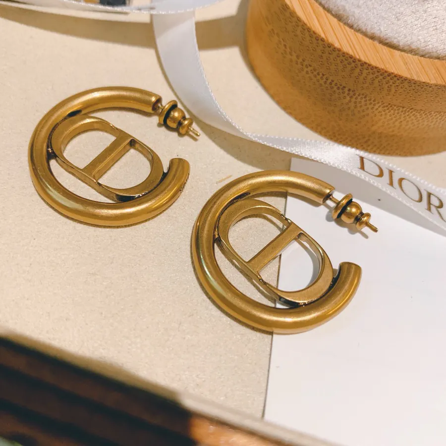D*or CD Letter Gold Earring Retro Fashion