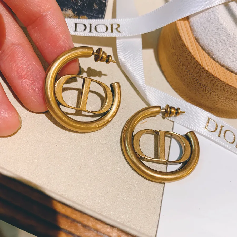 D*or CD Letter Gold Earring Retro Fashion